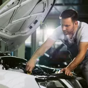 Auto Motor Reinigen Fotos 1