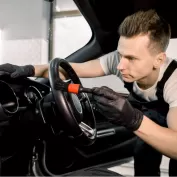 Gedetailleerde Autoreiniging 4