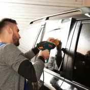 Remove Car Sticker 2